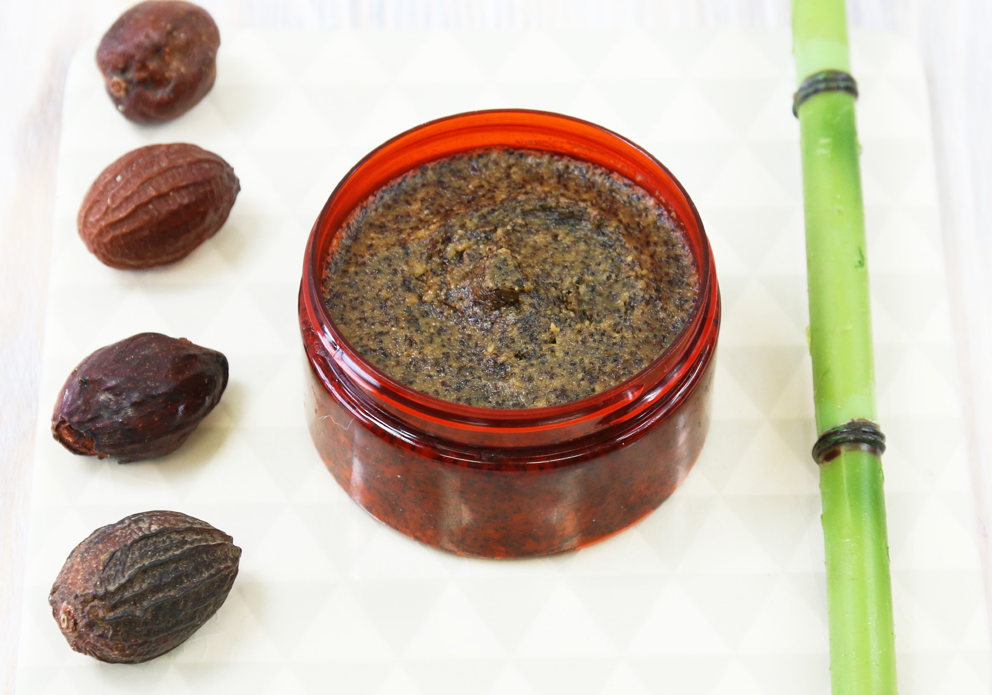 Gommage corps au café raffermissant & anticellulite AromaZone