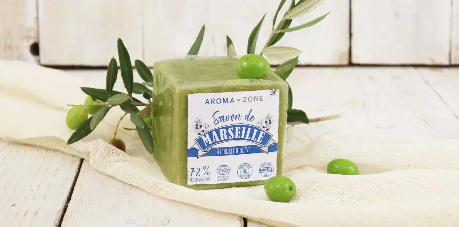 Savon de Marseille sans palme en cube 300 g - Aroma-Zone
