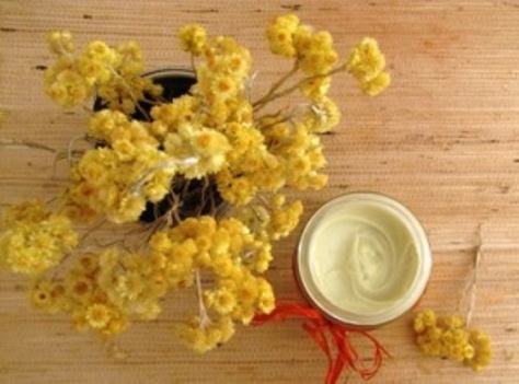 Crème « Jambes légères » à l’hélichryse italienne AromaZone