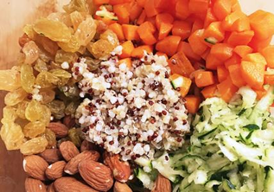 Salade de Quinoa aux légumes et fruits secs