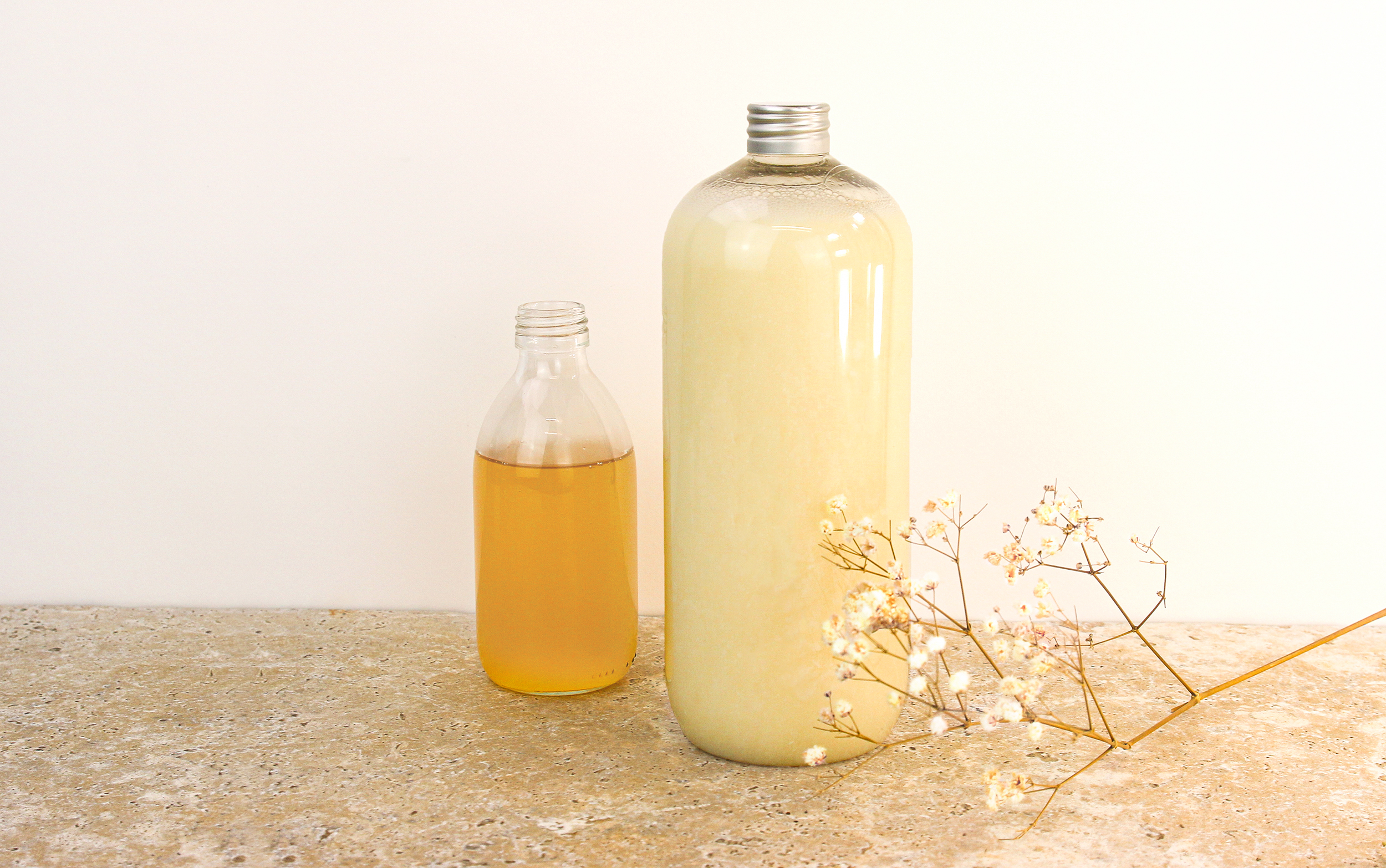 Recette Détergent sol Savon noir à l'huile de Lin & Niaouli AromaZone