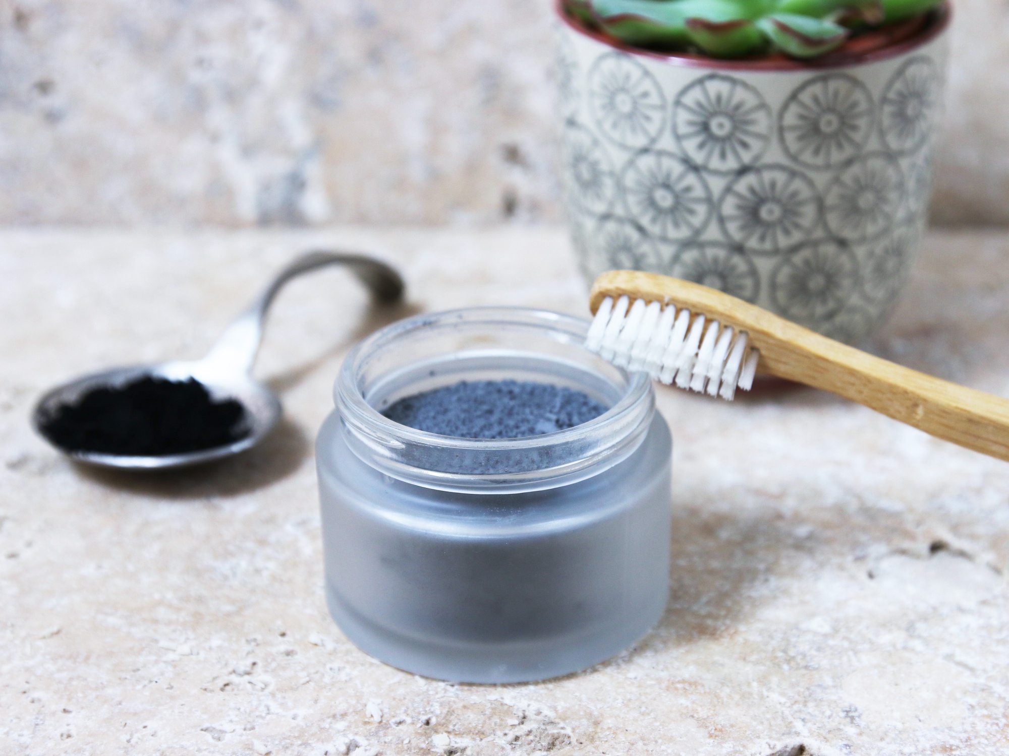 Dentifrice en poudre "Antitartre & Blancheur" sans fluor AromaZone