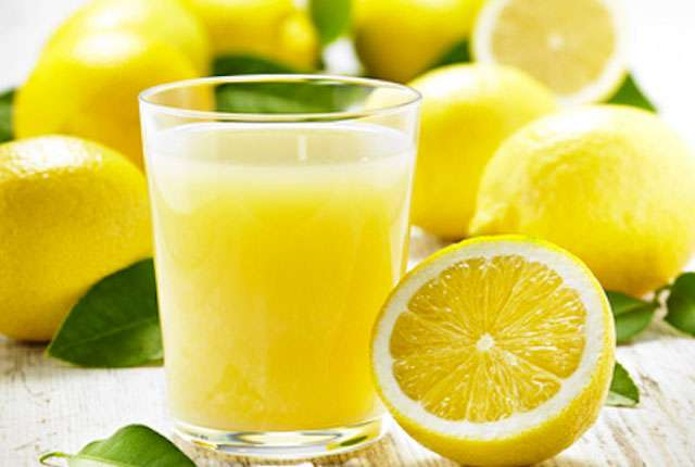 Le jus d'un citron