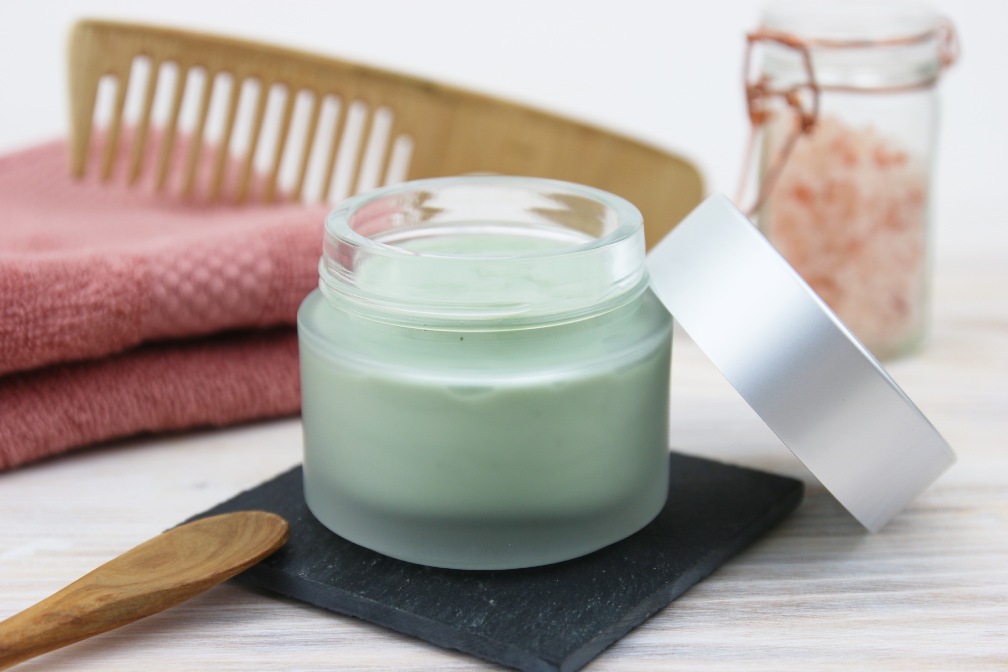 Masque hydratant et apaisant pour le cuir chevelu
