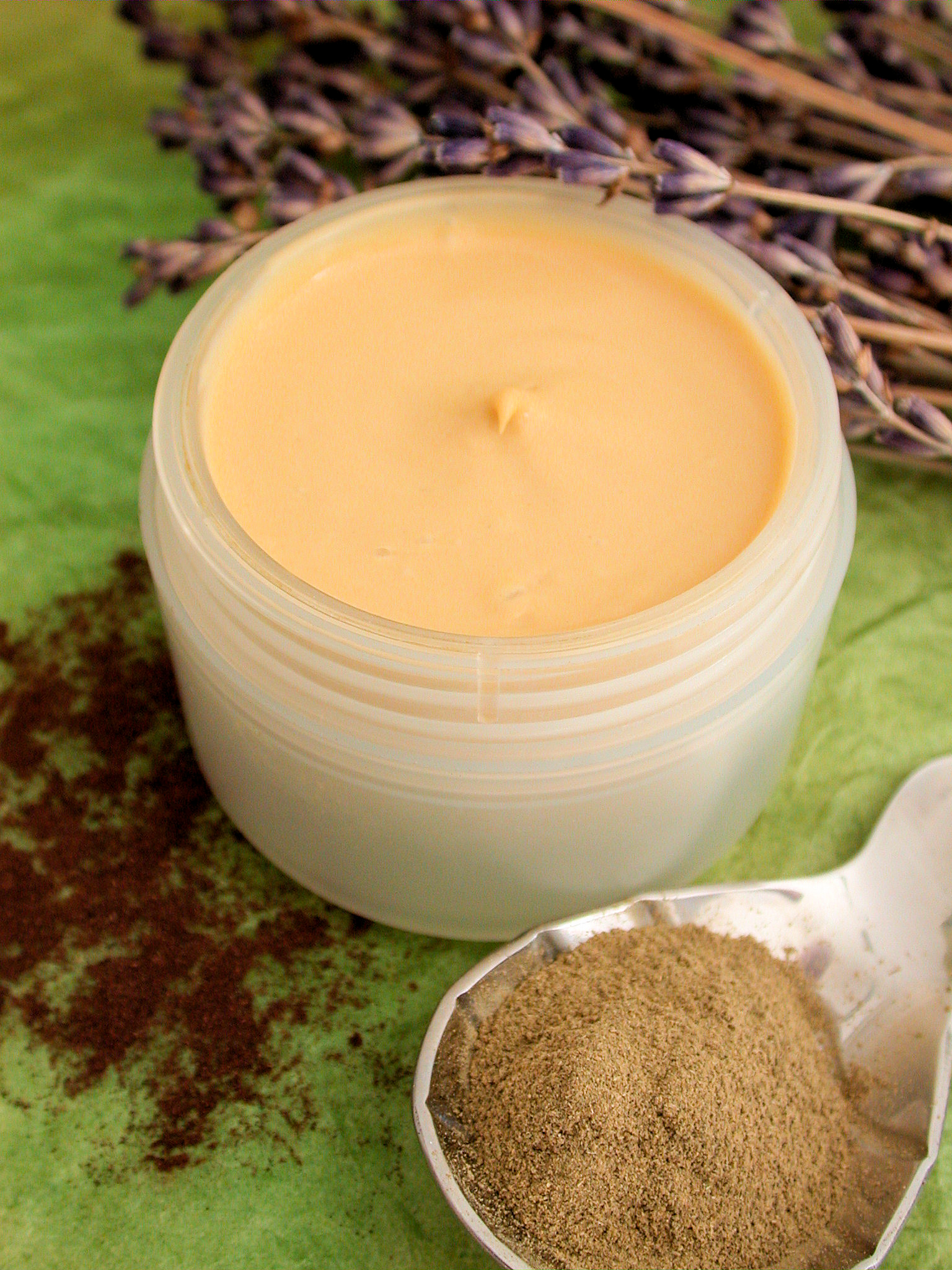 Crème soin des vergetures aux extraits Centella & Tépezcohuite