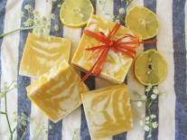 Pain de savon marbré au Citron Meringué