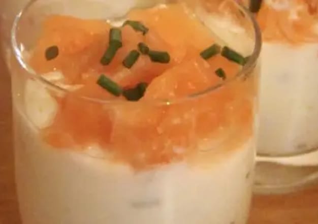 Verrines de saumon à l’eau de fruit de citron