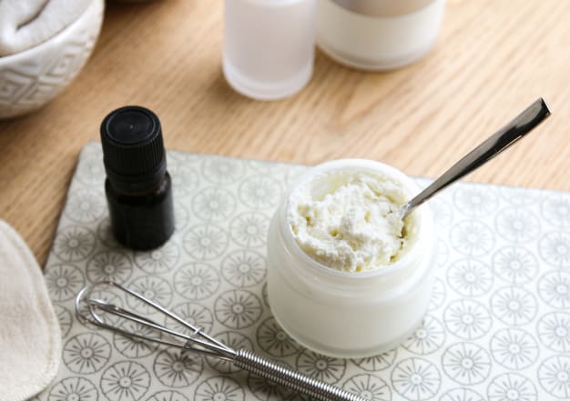 Y246487-E2 Masque-Creme-Visage-Hydratant-Raffermissant web