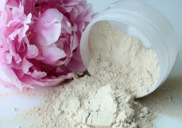 Shampooing sec à la Pivoine pour cuir chevelu sensible