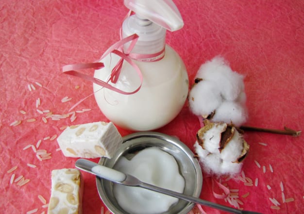 Crème laiteuse pour le corps au Riz adoucissant