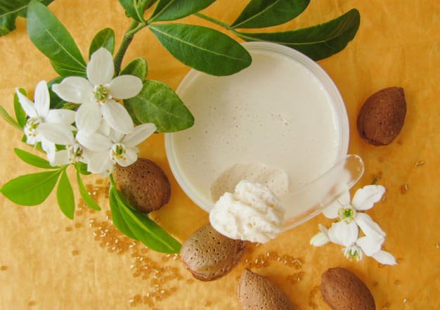 Crème  pour les peaux très sèches à la protéine de soie adoucissante