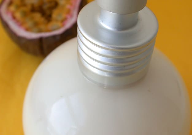 Lait onctueux pour le corps "passionnément..."