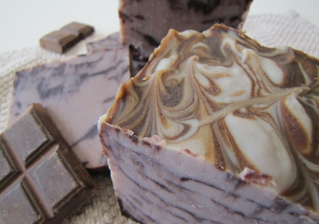 Pain de Savon marbré au Chocolat