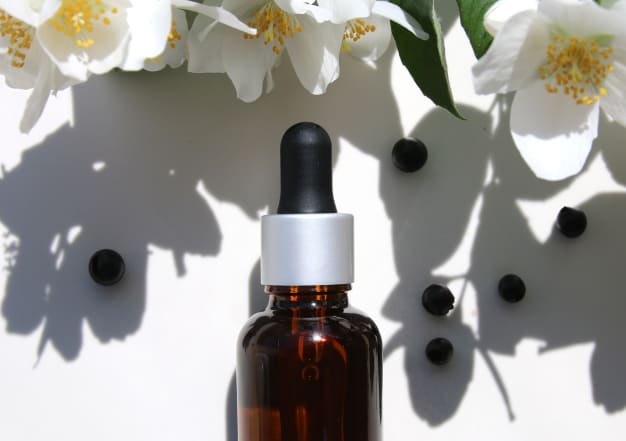 Y166414_Serum-Anti-Age-au-Sureau_web