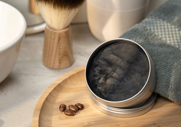 Savon à barbe au Charbon végétal purifiant