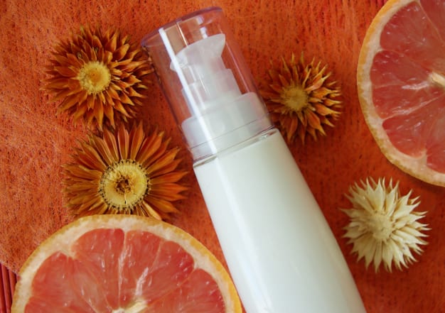 Crème au pamplemousse pour peaux grasses