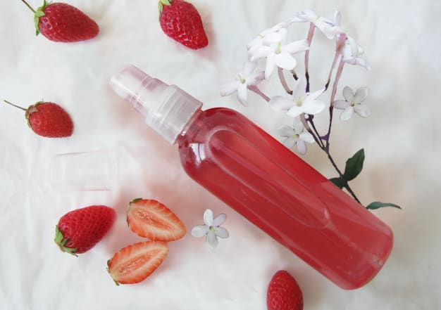 Eau vitaminée fraîche Jasmin & Fraises des Bois