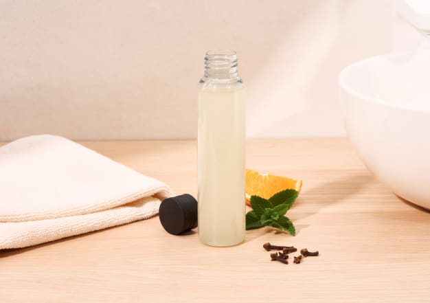 N081429 Bain-de-Bouche-Naturel-Purifiant-Orange-Menthe-Girofle web