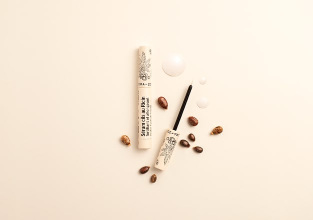 serum cils ricin fond beige carrousel 1250x730