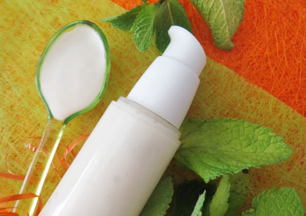 Dentifrice naturel sans fluor "menthe abricot" 