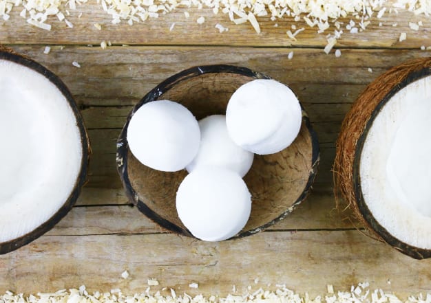 Bombes de bain boules de coco