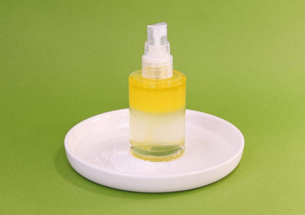 Recette spray nourrissant pour les cheveux à l'huile de piqui
