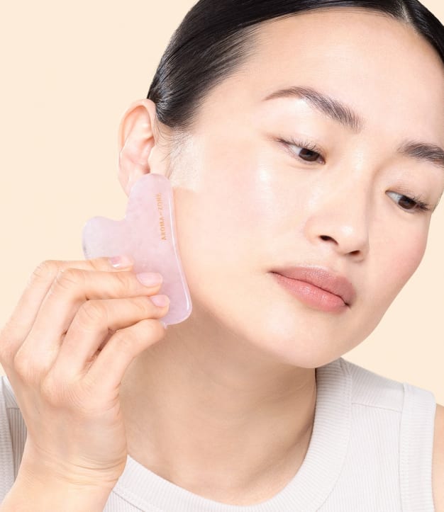 Gua sha viso quarzo rosa