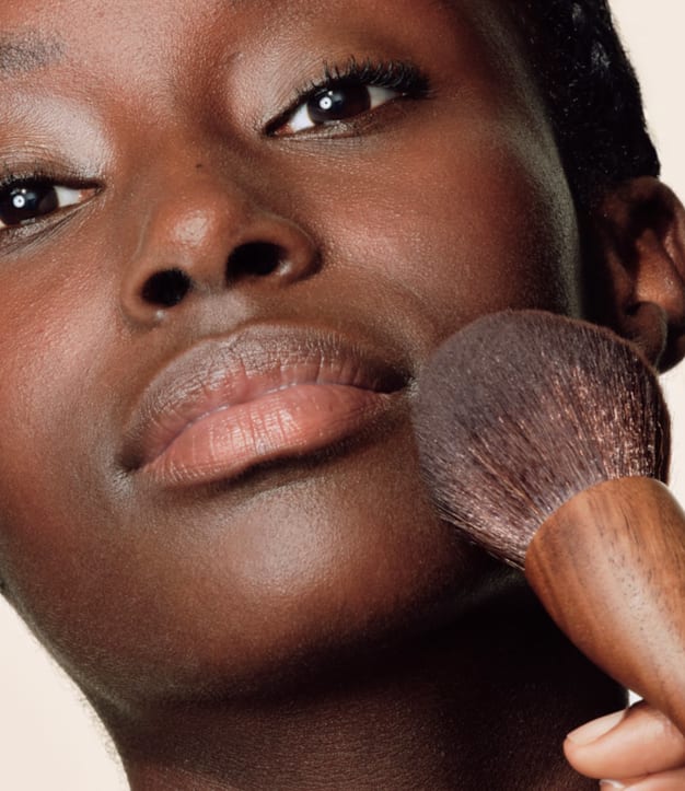 Poudre compacte translucide matifiante rechargeable