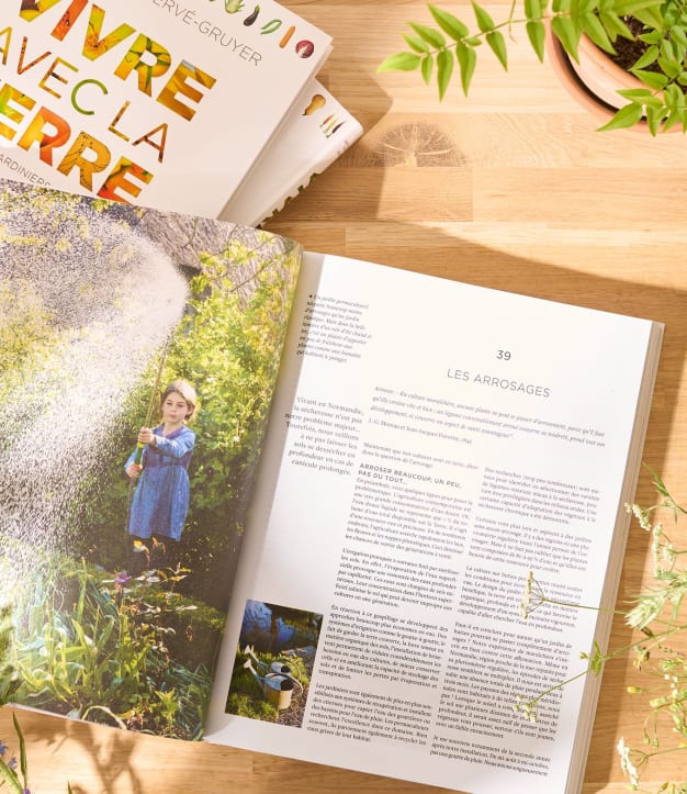 Livre - Actes Sud Vivre avec la Terre