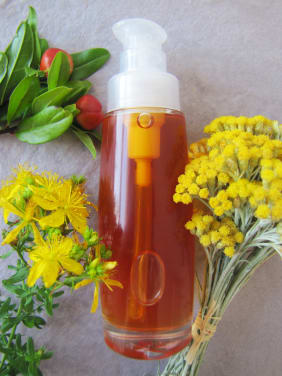 Olio per massaggio lenitivo con olio essenziale di Gaultheria speciale "Salute delle articolazioni"