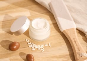 Crema rigenerante e nutriente per piedi molto secchi