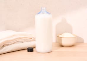 Lessive maison main pour linge délicat au muguet