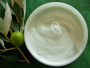 Crème nourrissante et protectrice zones sèches - olive et avocat 