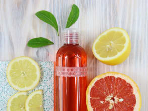 Gel doccia con oli essenziali ottimizzanti di Pompelmo e Limone 