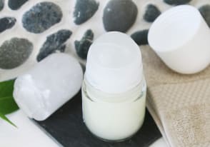 Deodorante roll-on in crema all'olio essenziale di Fragonia
