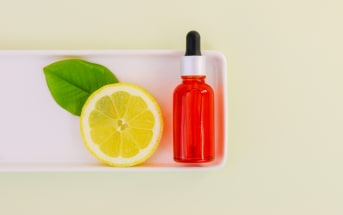 Sérum anti-tâches à l'huile de cacay