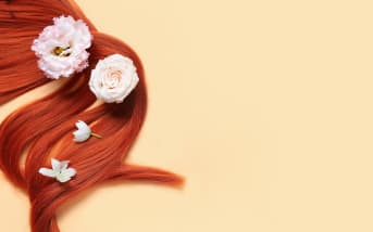 Comment prendre soin naturellement de cheveux colorés abîmés ?