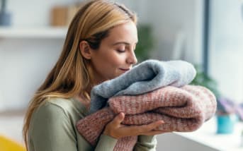 Cette façon de parfumer son intérieur est bien plus douce (et plus efficace) que les diffuseurs classiques