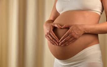 Grossesse : tout savoir sur le massage prénatal 