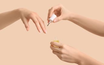 5 astuces pour en finir avec les ongles mous et cassants