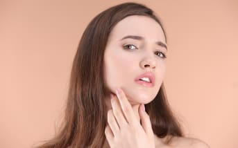 Intolérances alimentaires : quand votre peau vous parle
