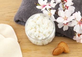 Onctueux de douche "nuage d'amande"