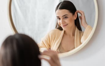 Prenez soin de vous autrement : 5 minutes de gratitude devant le miroir, ça change tout
