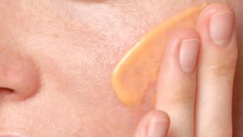 Crema alla vitamina C: perché e come integrarla nella tua routine skincare