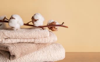 Linge frais en été : les bons gestes sans parfum chimique