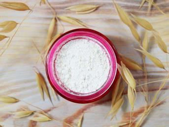 Scrub enzimatico per pelli delicate