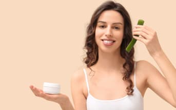 Utilisation du gel d'aloe vera pour calmer les coups de soleil