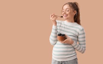 Quels sont les 3 fruits à éviter pendant la grossesse ?