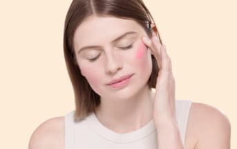 Rougeurs diffuses, échauffements : cette molécule végétale aide la peau à retrouver son équilibre en 30 minutes