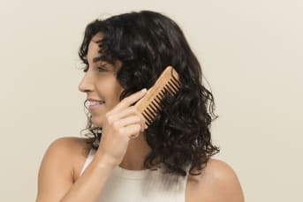 Lutter contre les frisottis : nos astuces 